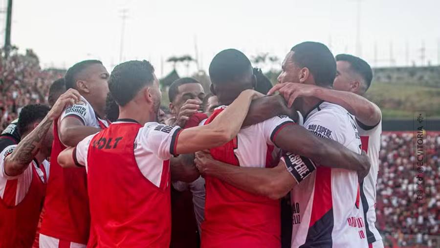 Melhores momentos de Vitória 2 x 1 Fluminense pelo Brasileirão