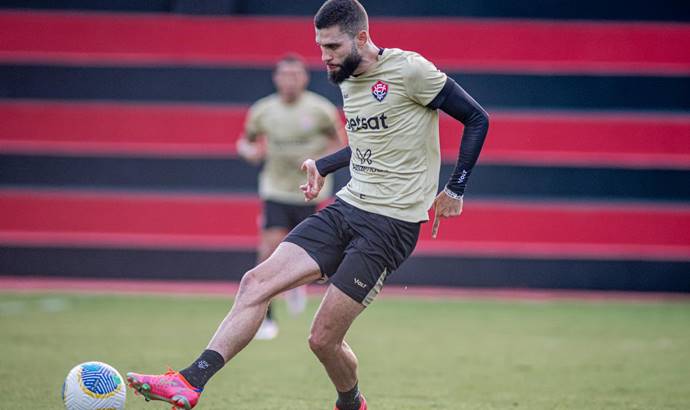 Carpini comanda penúltimo treino antes de enfrentar o Atlético-MG