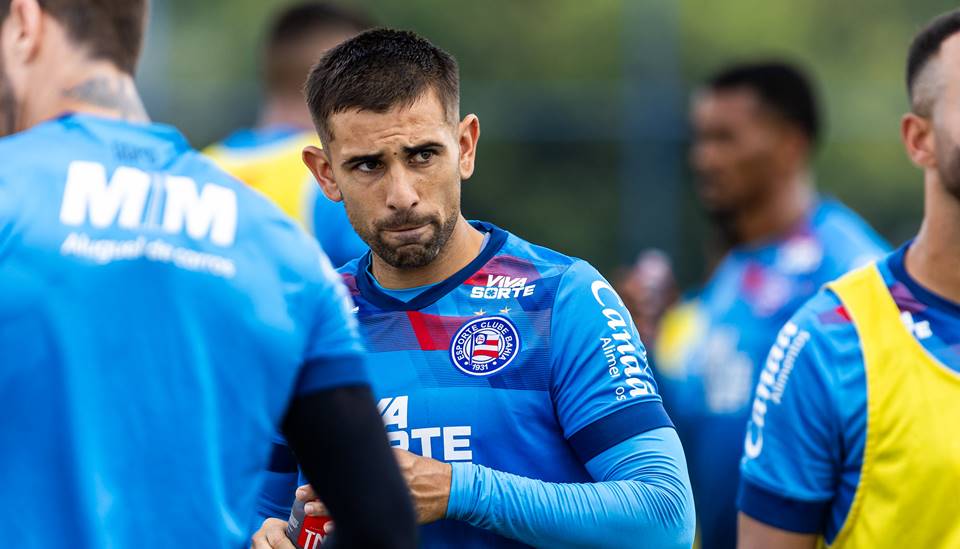 Ceni indica possíveis substitutos de Jean Lucas para enfrentar o Grêmio