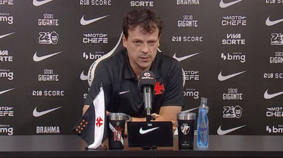 Diniz lamenta derrota do Vasco: ‘Bahia não teve nenhuma grande chance’