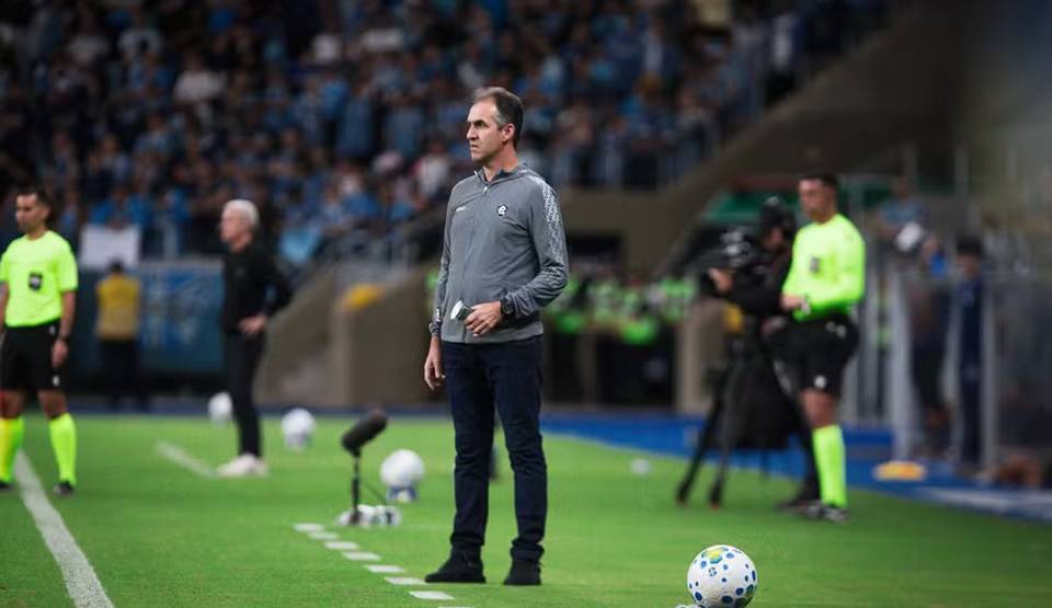 Condé projeta reencontro com o Bahia e garante Remo com força máxima