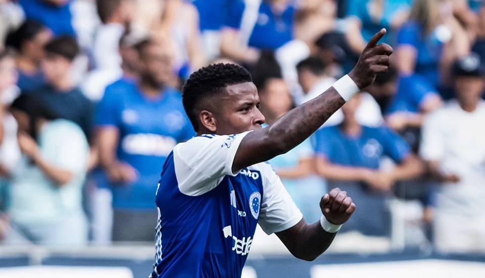 Cruzeiro perde dois jogadores por suspensão para enfrentar o Bahia