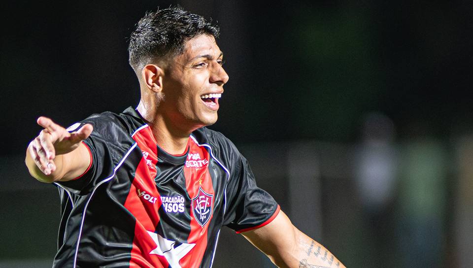 Vitória tem dois jogadores e Bahia um na seleção da 14ª rodada da Série A