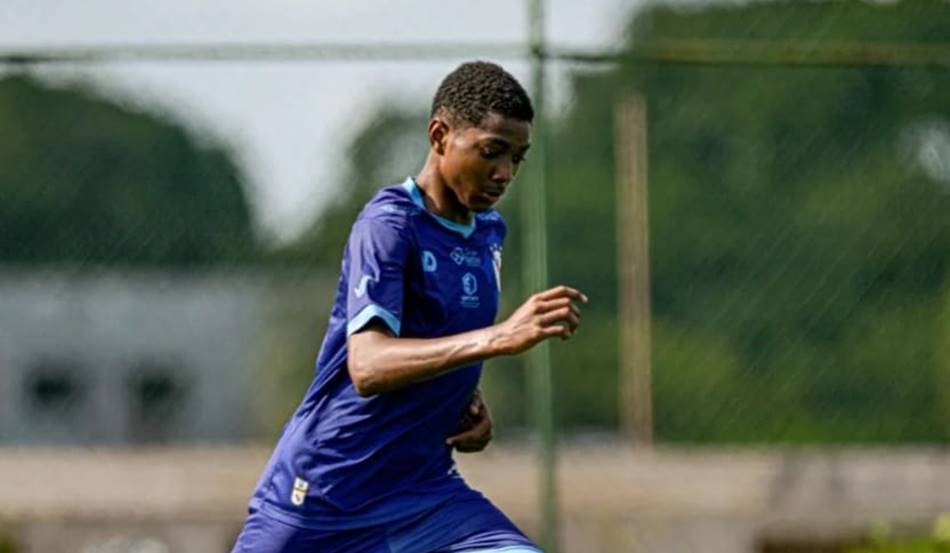 Ex-Bahia e destaque na base do Galícia, Natan faz planos para sequência da carreira