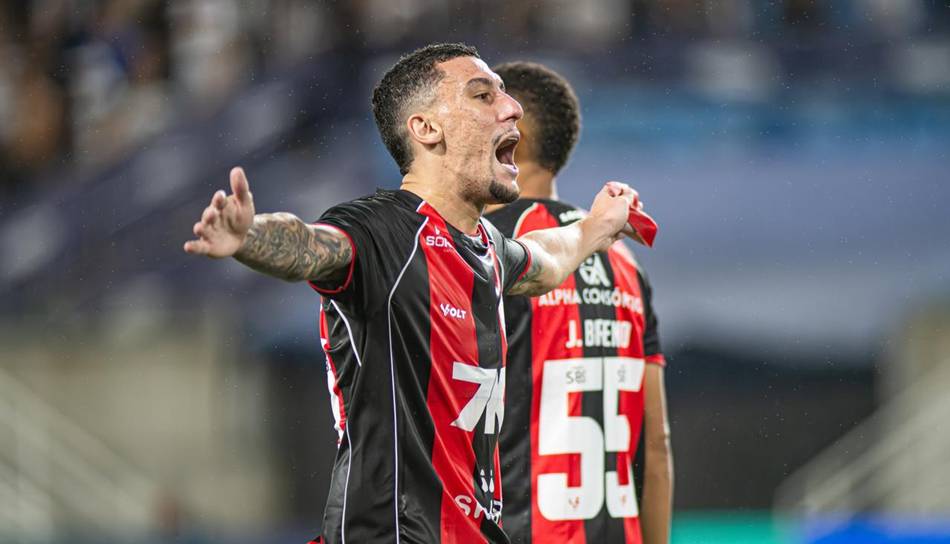 “Se o Vitória melhorar fora de casa, dá para sonhar na Copa do Brasil”